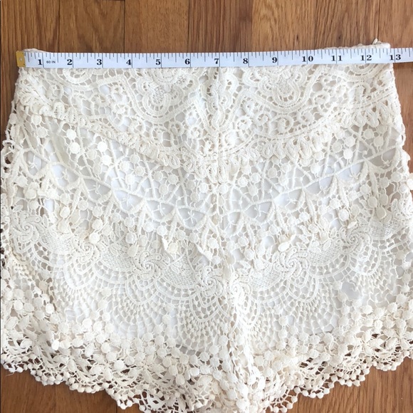 Lace shorts - Picture 6 of 7